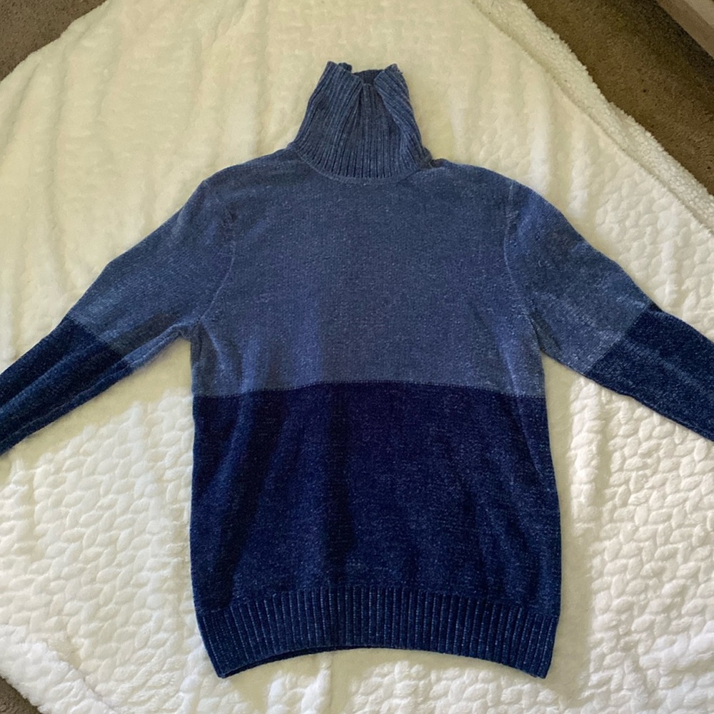 Sweater Light Blue/Dark Blue Size XL Tight Fit